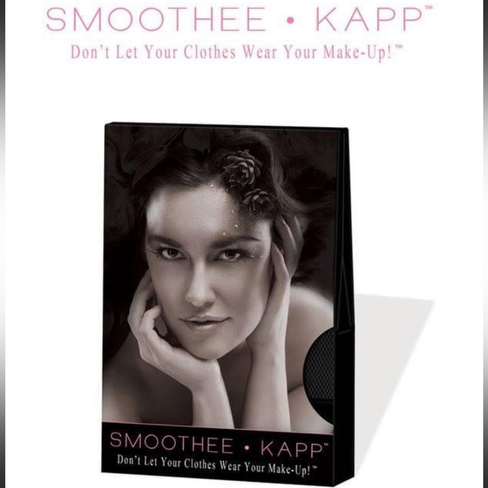 Smoothee Kapp™️. Mesh Head Garment. Protects Clothes From Make-Up Stains.